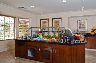 Staybridge Suites Palmdale - Breakfast Buffet
