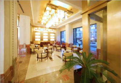 Best Western Premier Hotel Majestic Plaza - 