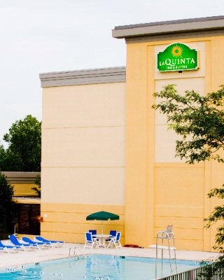 La Quinta Inn & Suites - Pool
