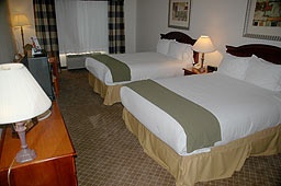 Holiday Inn Express Inn & Suites - 
