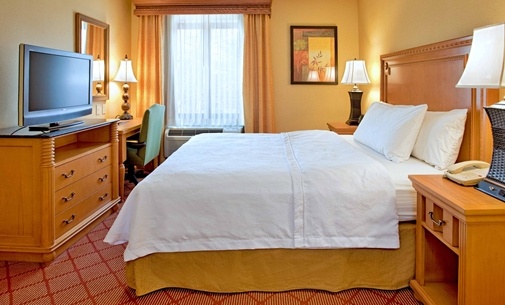 Homewood Suites by Hilton Cambridge / Arlington - Enjoy The Luxury Of Homewood Suites By Hilton Plush Bedding