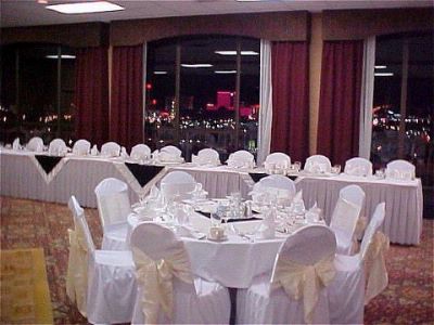 Ramada Reno Hotel & Casino - 