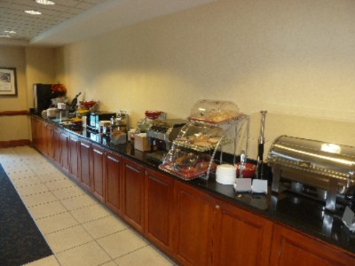 Breakfast Buffet/dining Area