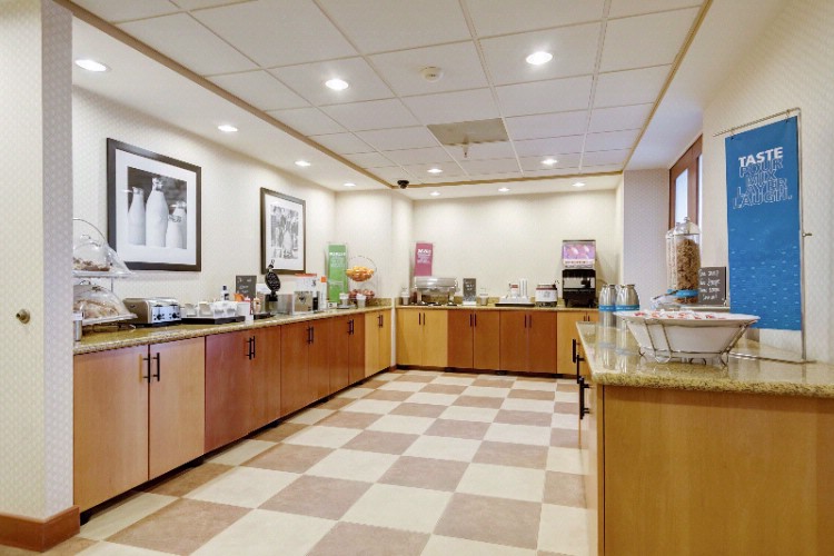 Hampton Inn - Lobby