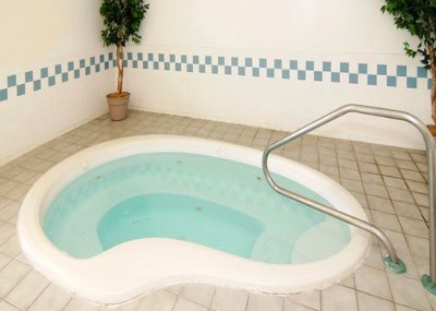 Comfort Inn - Indoor Hot Tub
