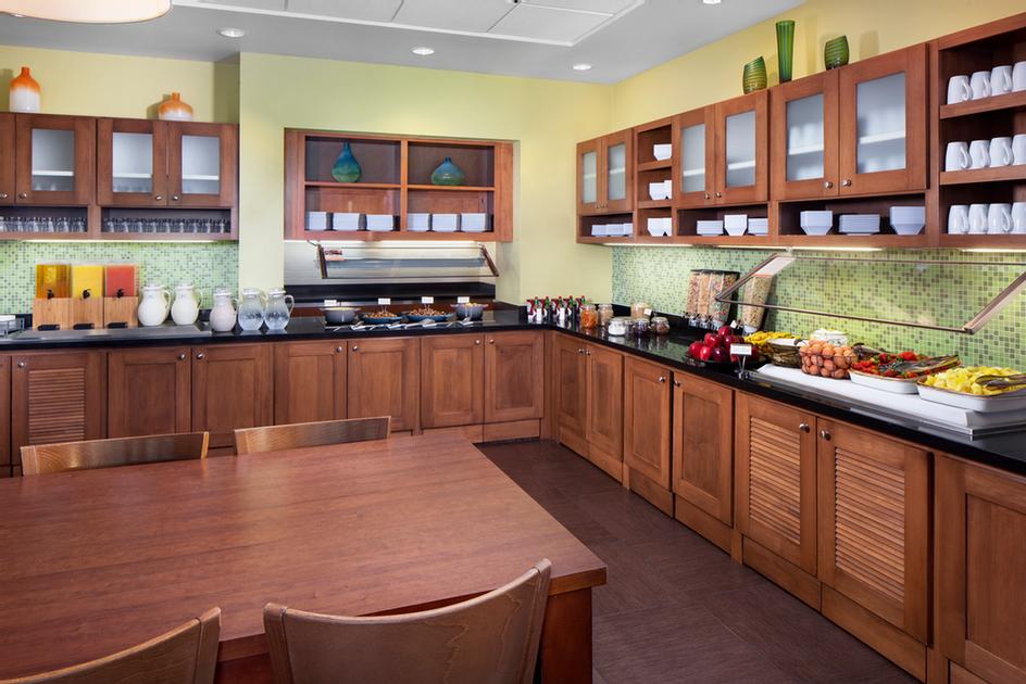 Hyatt Place Phoenix Mesa - King Guest Room