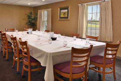 Ramada - Meeting Room