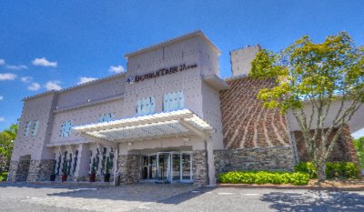 Entrance & Exterior Of Hotel
