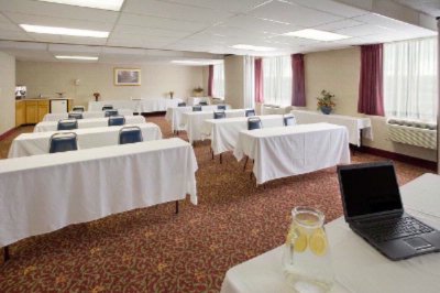 Best Western Laurel Park Suites - Meeting/banquet Facilities