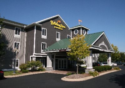 Holiday Inn Express Grandville - Hotel Exterior