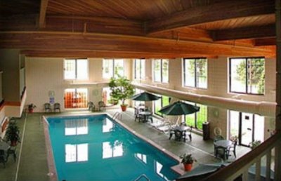 Holiday Inn Express Grandville - Indoor Pool & Hot Tub Area