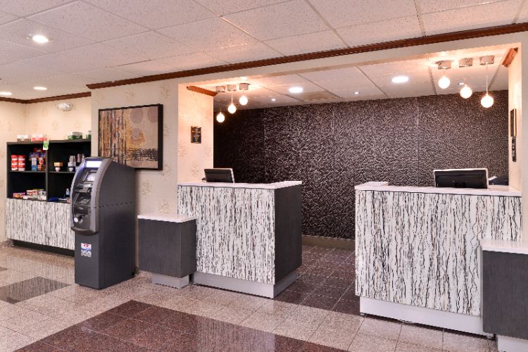 Best Western Richmond Airport Hotel - Business Center