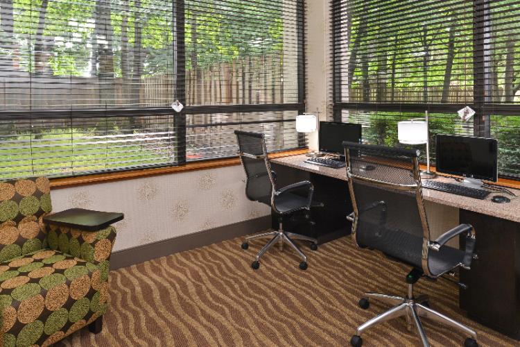 Best Western Richmond Airport Hotel - 
