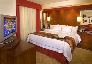 Residence Inn Alexandria at Carlyle - Spacious Guest Room Suite