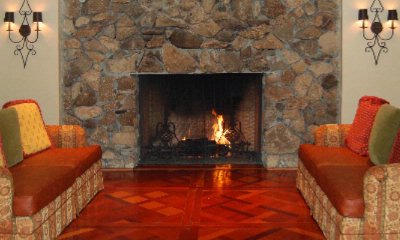 Hilton Sonoma Wine Country - Cozy Lobby Lounge