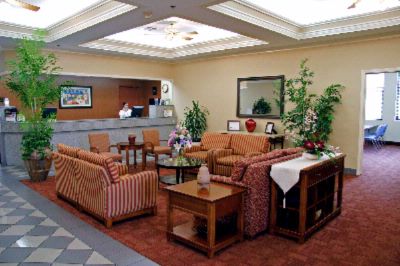 Best Western Long Beach - Lobby