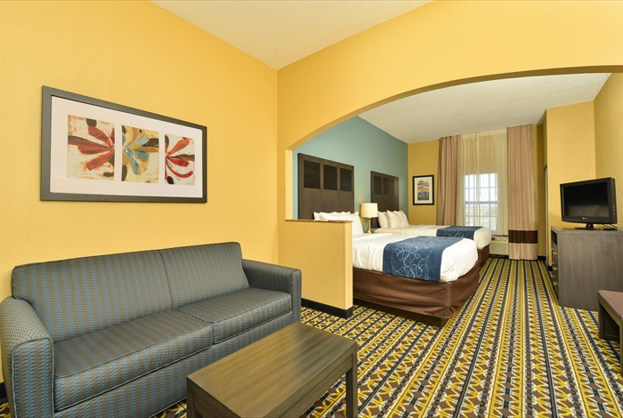 Comfort Suites of Monroe - 