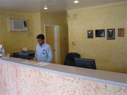 Santa Fe Plaza Travelodge - lobby/front desk
