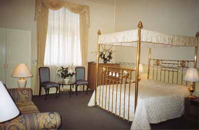 Presidnetial Spa Room