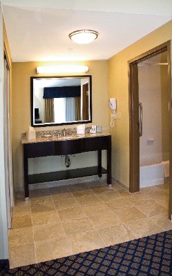 Hampton Inn & Suites - Sink Area That Has All The Amenities Of