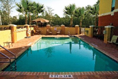 Hampton Inn & Suites - The Swimming Pool Is Large Enough To Accommodate Groups Or Relax And Enjoy The Florida Sun!