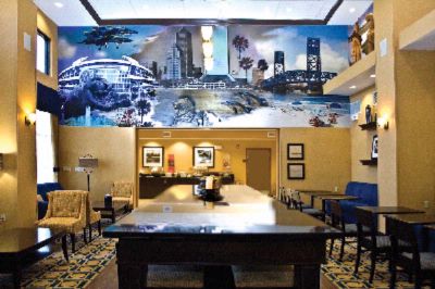Hampton Inn & Suites - Our Perfect Mix Lobby Is Where You Can Relax Read And Enjoy Your Breakfast.