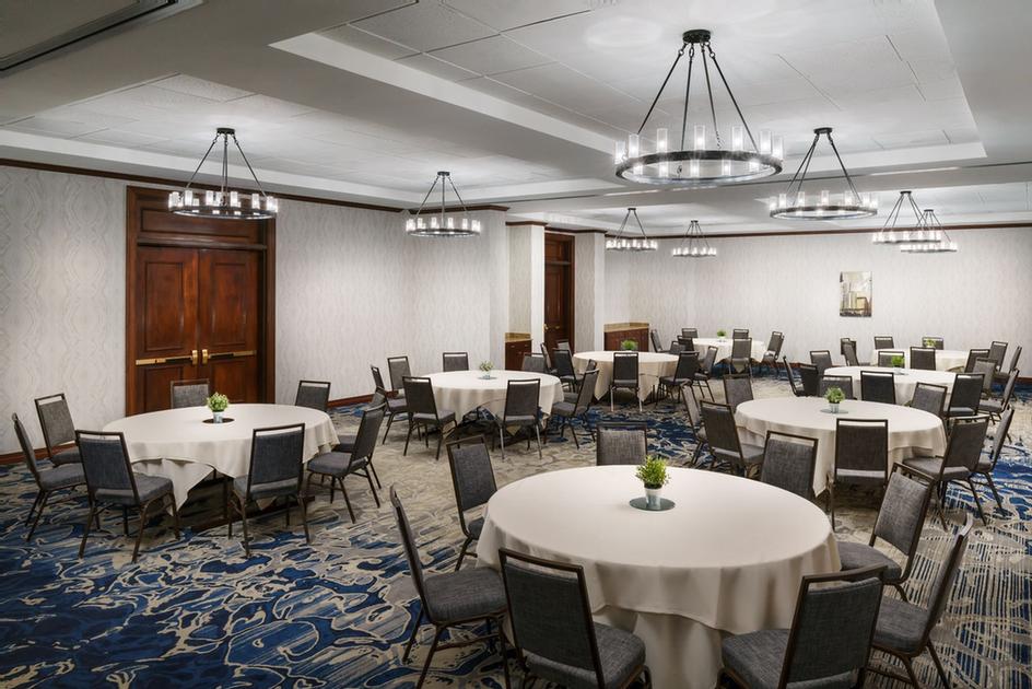 Courtyard Austin Downtown / Convention Center - 