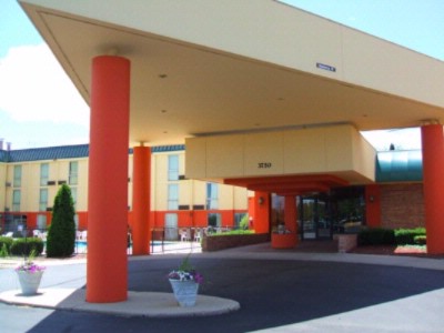 A Victory Inn & Suite - Entrance