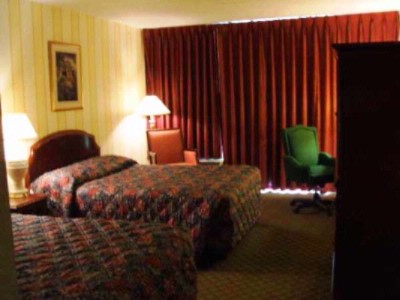 A Victory Inn & Suite - Guest Room