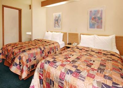 Room With 2 Double Beds