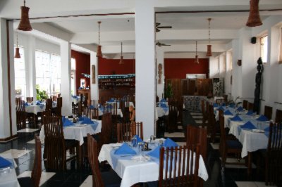 African Royal Beach Hotel - 