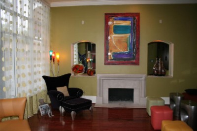 Hotel Highland Lobby