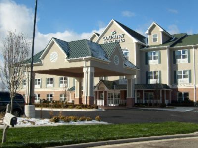 Image of Country Inn & Suites Toledo South Rossford