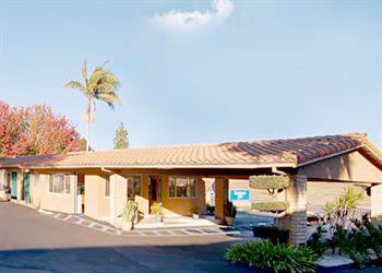 Rodeway Inn - 