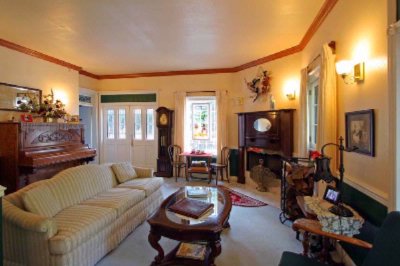 Bracken Fern Manor B & B - 