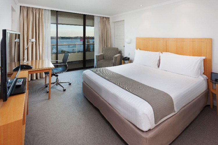 Crowne Plaza Perth - Superior Room