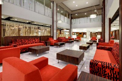 Days Hotel & Conference Centre - 