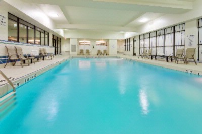 Days Hotel & Conference Centre - 