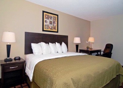Quality Inn Speedway - 