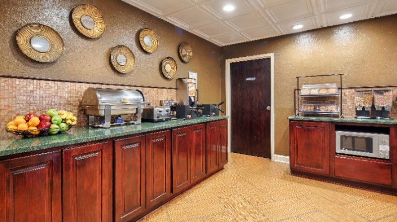 Best Western Salisbury Plaza - Salisbury University