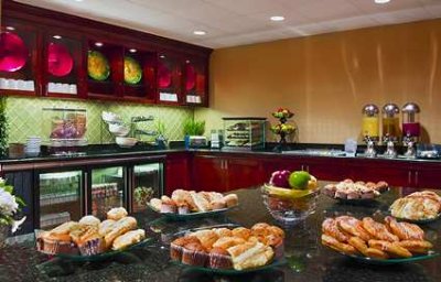 Homewood Suites by Hilton Virginia Beach - Hot Breakfast Area