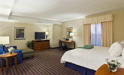 Homewood Suites by Hilton Virginia Beach - King Suite