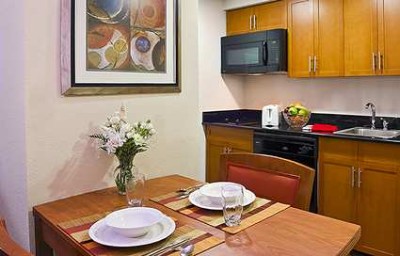 Homewood Suites by Hilton Virginia Beach - Guest Room Kitchen Area