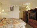 Howard Johnson Inn - Standard One Queen Bed
