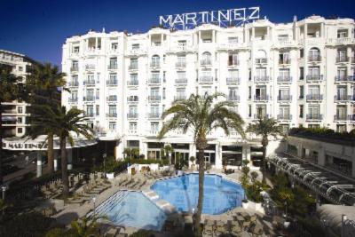 Hotel Facade