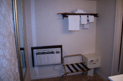Americas Best Value Inn - 