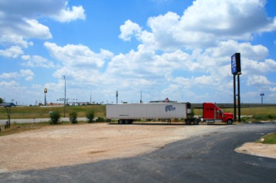 Americas Best Value Inn - Truck Parking Lot