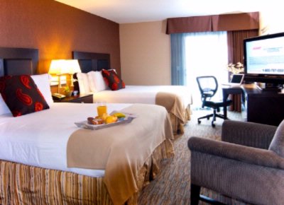 Holiday Inn Express - 