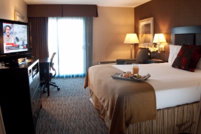 Holiday Inn Express - 