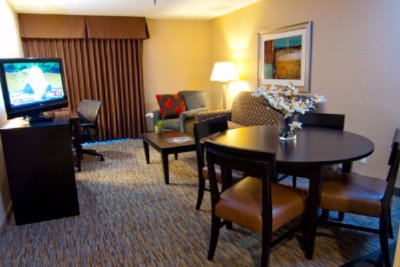 Holiday Inn Express - 
